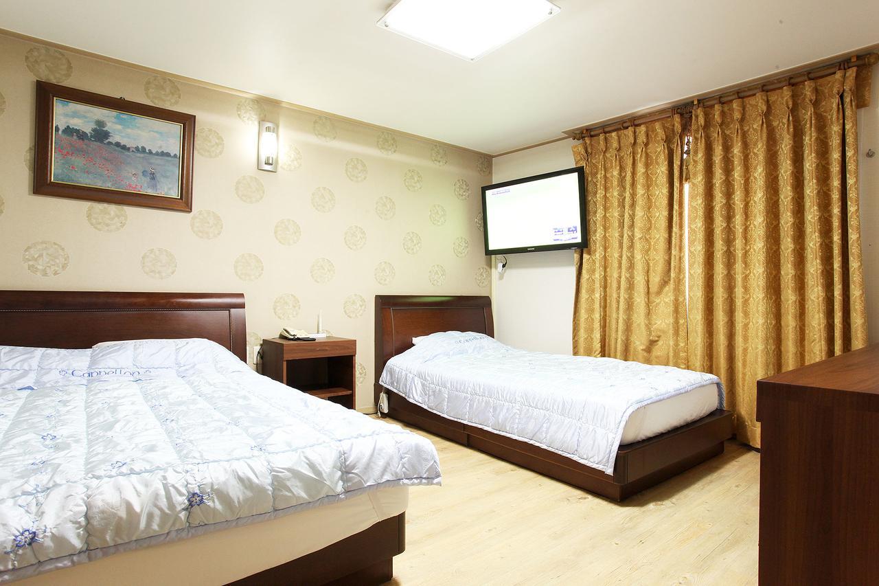 Bobos Hotel Jeju Eksteriør billede